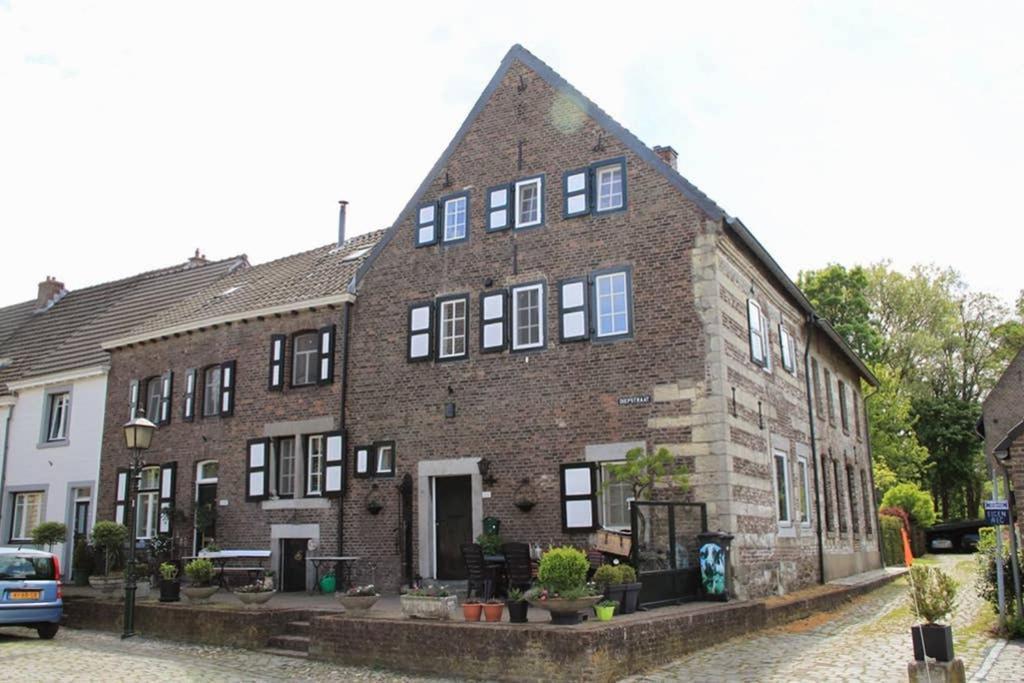 Authentic Stays - 6P-Maisonette Eijsden Exteriör bild
